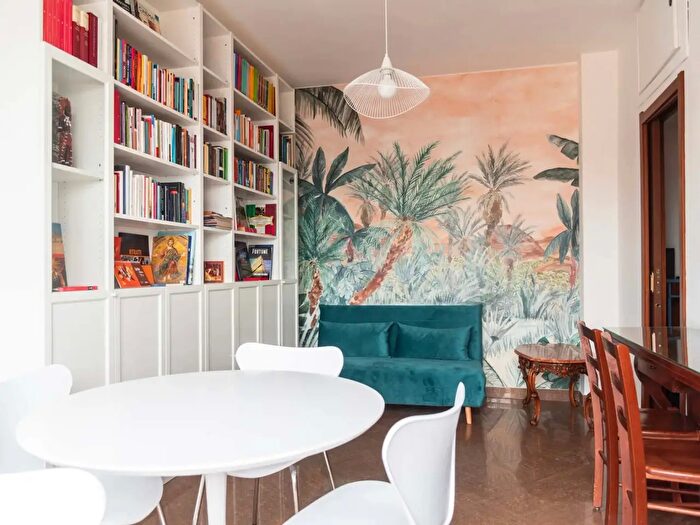 Appartamento monolocale in affitto in Via Nino Bixio, Milano