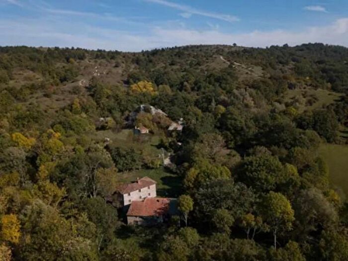 Casa con 5 locali in vendita in Località Pietra, Chiusi Della Verna