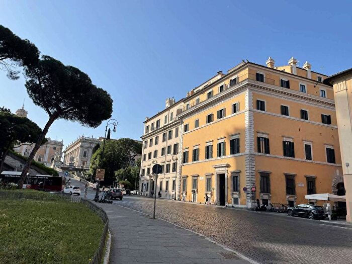 Appartamento bilocale in affitto in piazza dell'Aracoeli, Colosseo Fori Imperiali, Roma