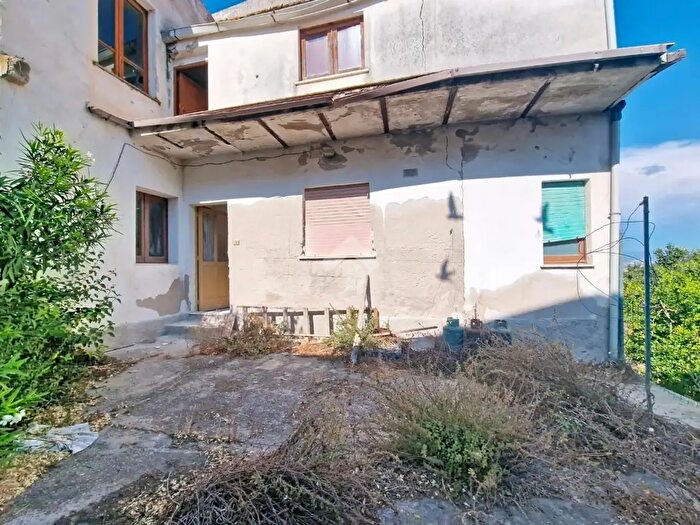 Appartamento quadrilocale in vendita in Via Roma, Bulzi