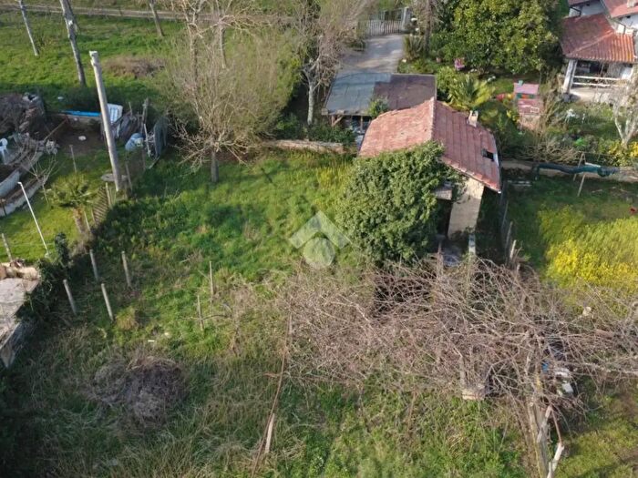 Casa bilocale in vendita in Via Cesiano, Cave