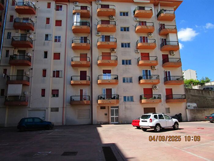 Appartamento quadrilocale in vendita in Via Solunto a Ragusa, Ragusa