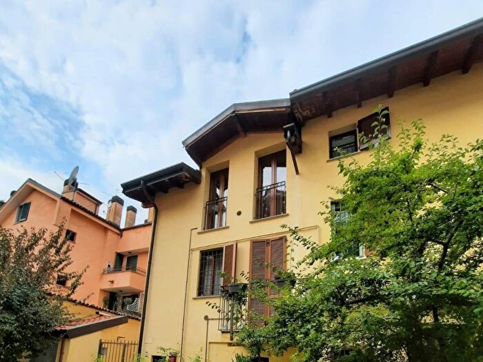 Appartamento trilocale in affitto in Via Roma, Centro, Cassina de Pecchi