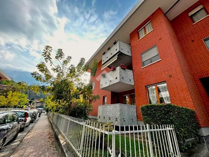 Appartamento quadrilocale in vendita in Via Martiri della Libertà, San Mauro Torinese