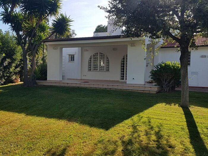 Casa con 5 locali in affitto in Via delle Rose, Ostuni Costa, Ostuni