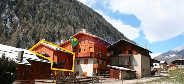 Appartamento trilocale in vendita in Rabbi