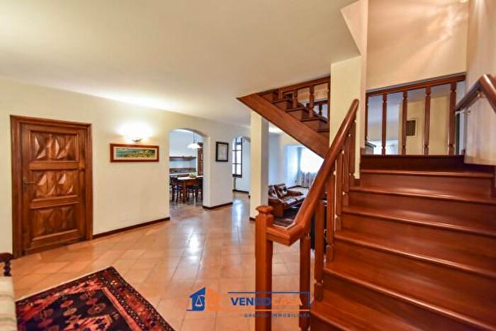 Case in Vendita e in Affitto - 2