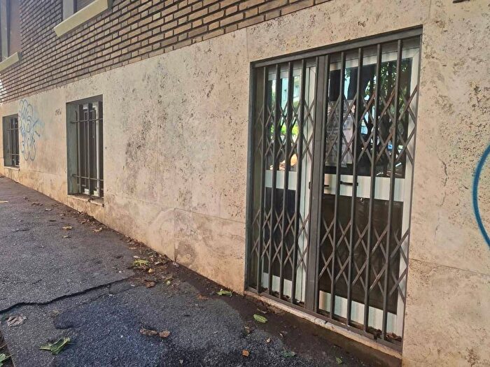 Casa trilocale in affitto in Via di Sant'Erasmo, San Giovanni, Roma