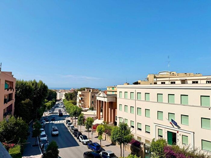 Appartamento quadrilocale in affitto in Via Claudio Paolini, Centro Storico, Anzio