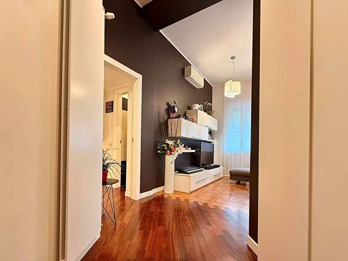 Appartamento trilocale in affitto in Milano