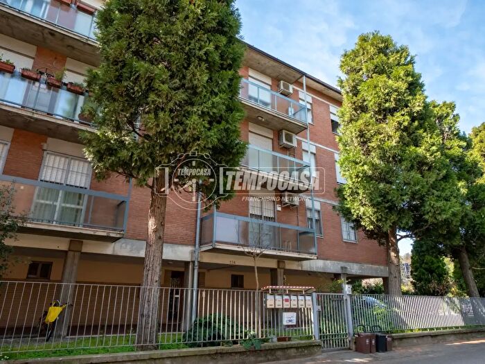 Appartamento trilocale in vendita in Via Piave, Vignola