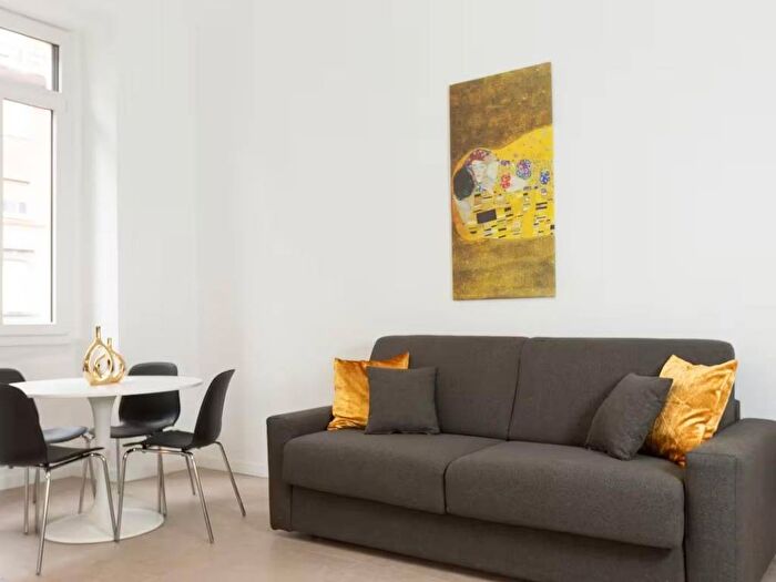 Appartamento bilocale in affitto in Via George Washington, Solari, Milano