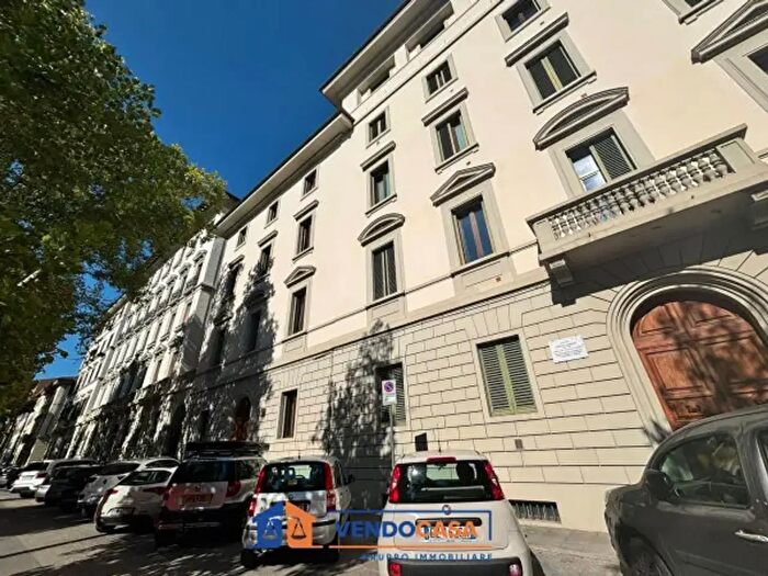 Appartamento bilocale in vendita in Viale Giacomo Matteotti, Firenze