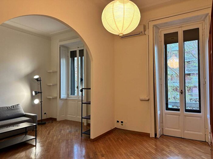 Appartamento bilocale in affitto in Viale Piceno, Plebisciti Susa, Milano