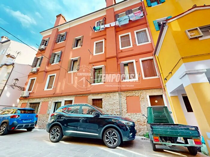 Appartamento trilocale in vendita in Chioggia