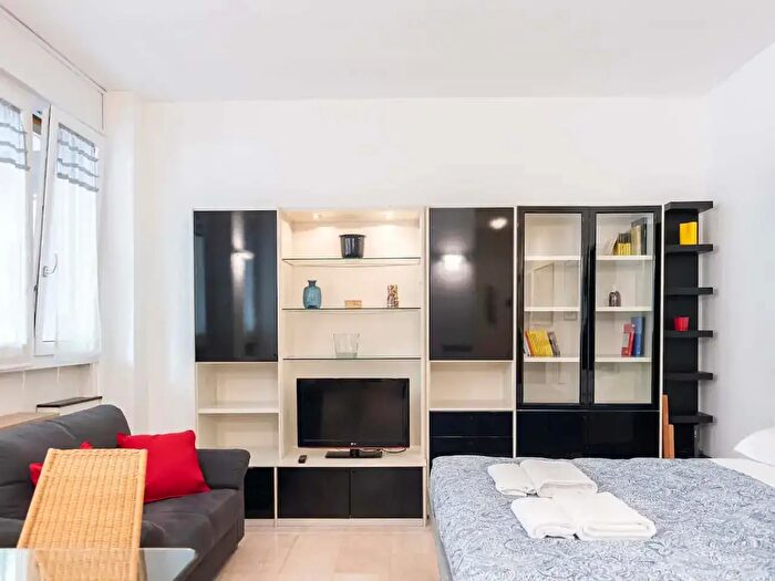 Appartamento monolocale in affitto in Via Gran San Bernardo, Milano