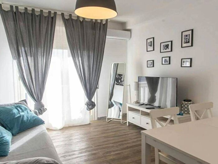 Appartamento trilocale in affitto in Via Cesare Baronio, Appio Latino, Roma