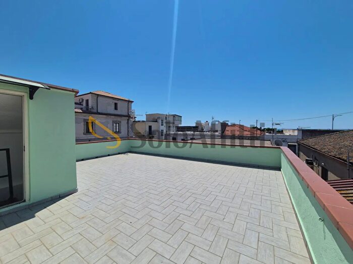 Appartamento trilocale in affitto in Catanzaro