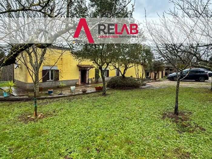 Casa con 8 locali in vendita in Via Pisciarelli, Bracciano