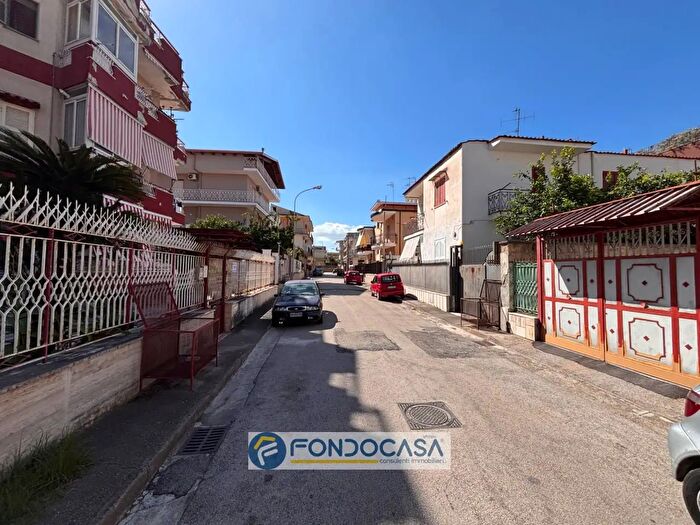 Appartamento trilocale in vendita in Via Tiziano, SantAntimo