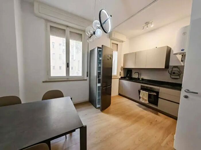 Appartamento trilocale in vendita in Viale Vittorio Bottego, Parma