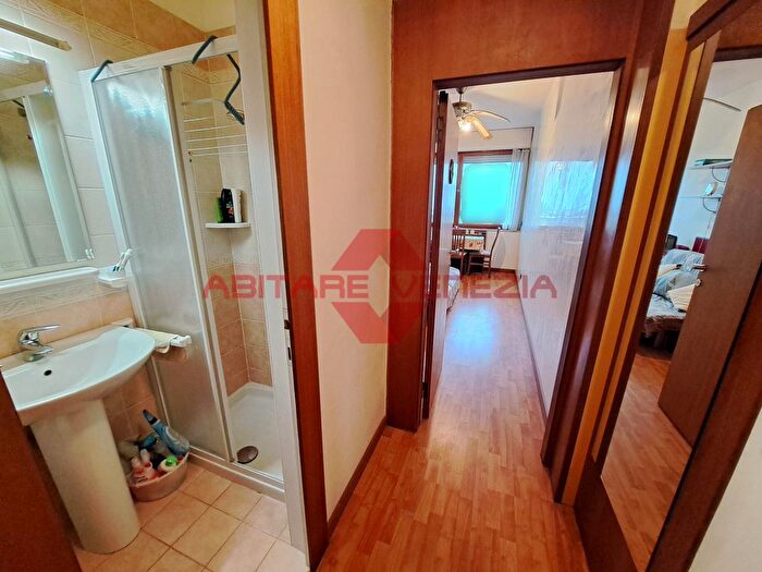 Appartamento monolocale in vendita in Via Cristoforo Colombo, Venezia