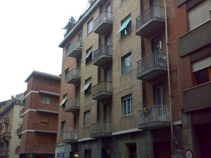Appartamento bilocale in affitto in Via Michelangelo Buonarroti, San Salvario Dante, Torino