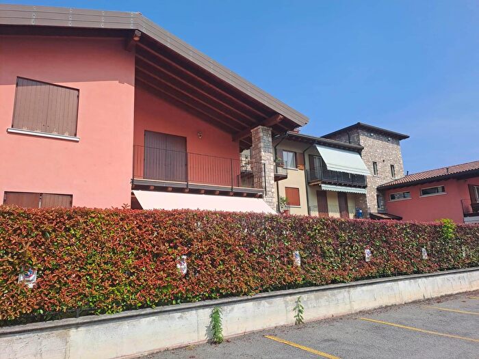 Appartamento trilocale in vendita in Concesio