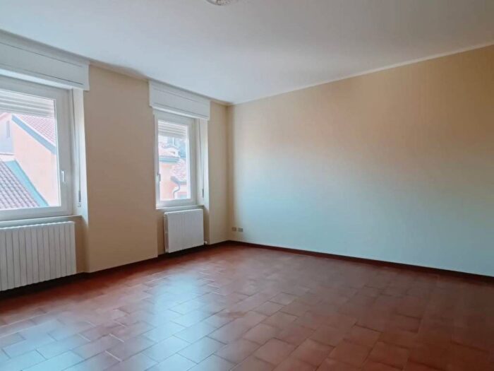 Appartamento quadrilocale in affitto in Corso Campi, Centro, Cremona