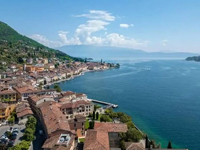 Appartamento quadrilocale in vendita in Salo