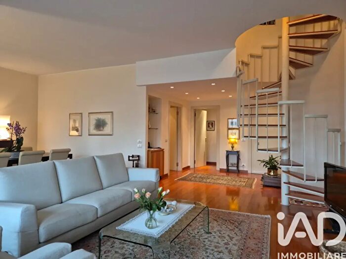 Appartamento con 5 locali in vendita in Via Giovanni XXIII, Cologno Monzese