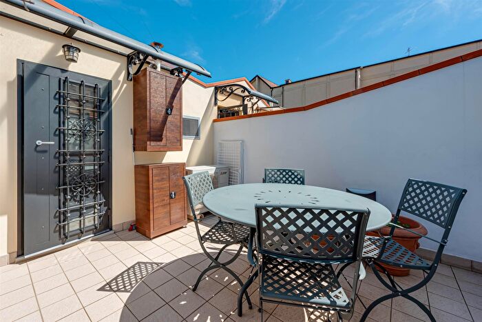 Appartamento quadrilocale in affitto in Firenze