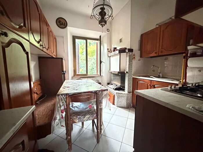 Appartamento trilocale in vendita in Testaccio, Spoleto