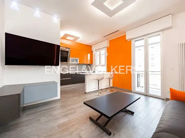 Appartamento trilocale in vendita in Viale Antonio Silvani, Bologna