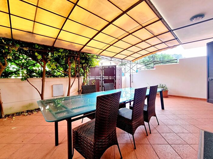 Casa quadrilocale in vendita in Via Renata Fonte ConchiglieAlto Lido Le Italia, Sannicola