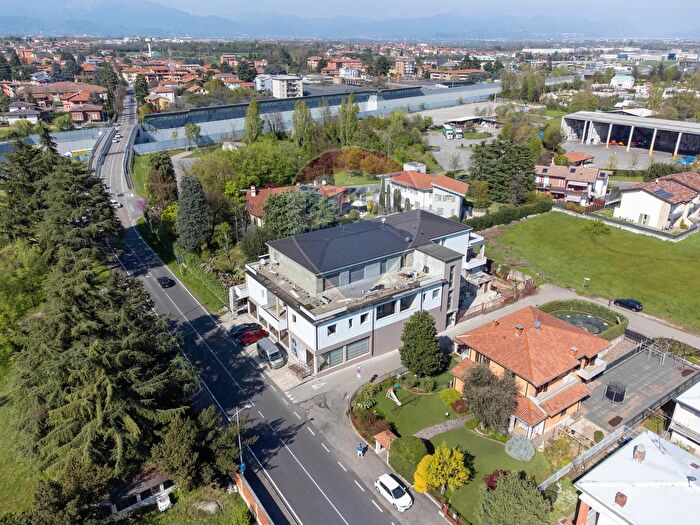 Appartamento trilocale in vendita in Capriate San Gervasio