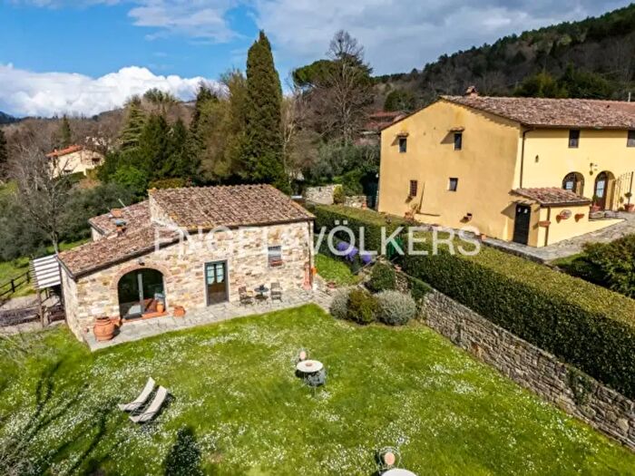 Casa con 6 locali in vendita in Via Torre di Buiano, Fiesole
