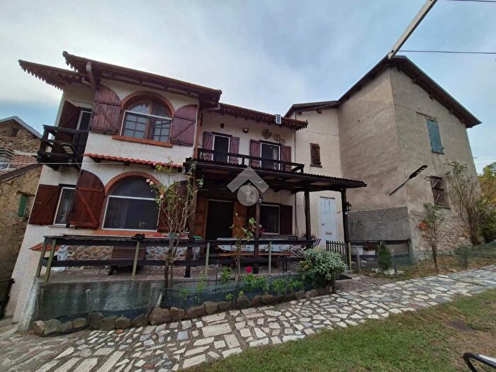 Casa trilocale in vendita in Località Pieve, Ponzone