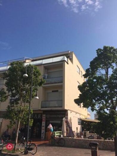 Appartamento trilocale in affitto in Viale della Vittoria, Terracina