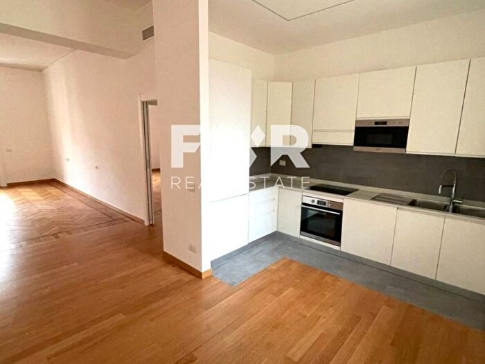 Appartamento quadrilocale in affitto in Piazza Santa Maria Beltrade, Duomo, Milano