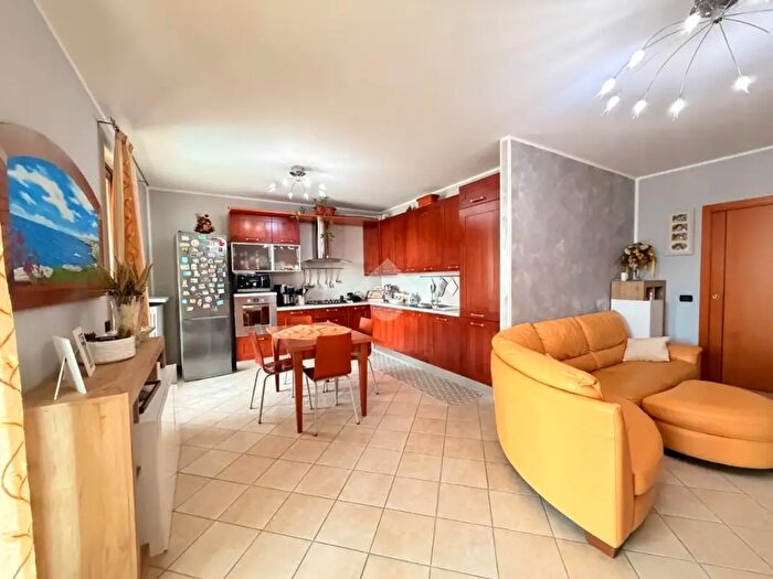 Appartamento quadrilocale in vendita in Via Vittorio Alfieri, Calcinato