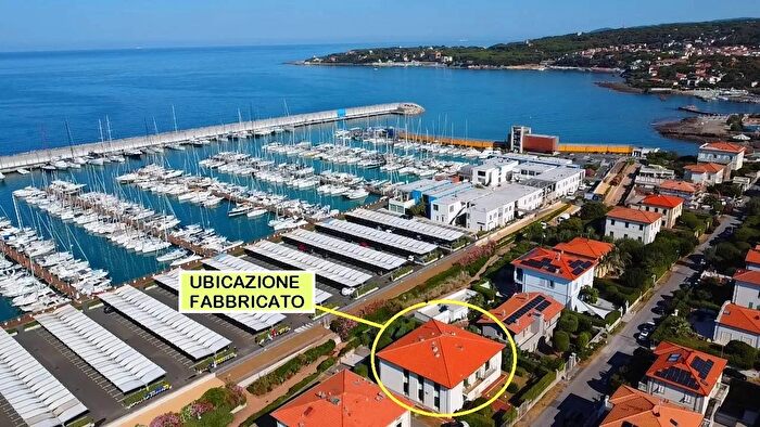 Appartamento quadrilocale in vendita in Rosignano Marittimo