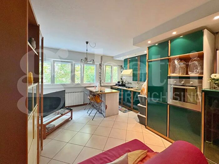 Appartamento con 5 locali in vendita in Circonvallazione Liberazione, San Giovanni In Persiceto