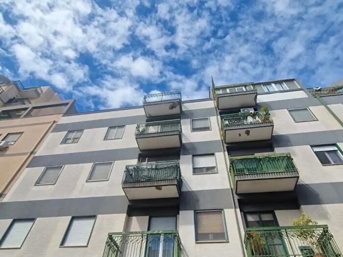 Appartamento quadrilocale in vendita in Via Settimio Severo, Brindisi