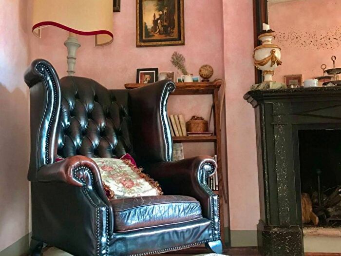 Casa trilocale in affitto in Piazza della Torre, Radda in Chianti