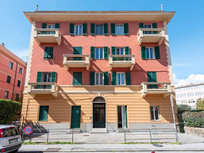 Appartamento monolocale in affitto in Via Argonauti, Sturla, Genova