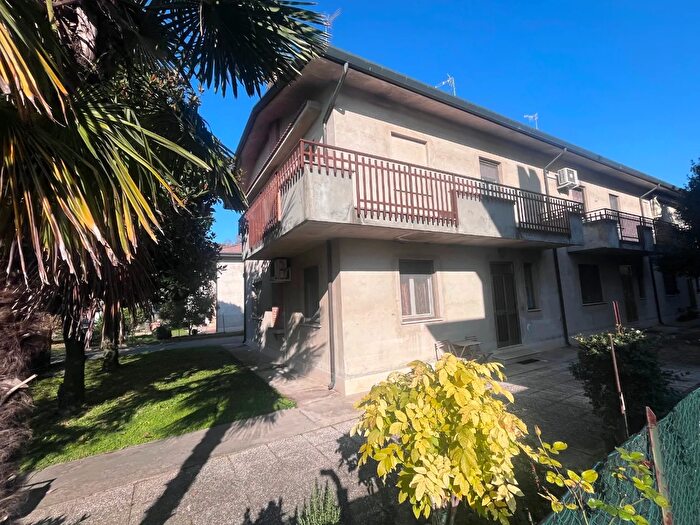 Casa con 5 locali in vendita in Copparo