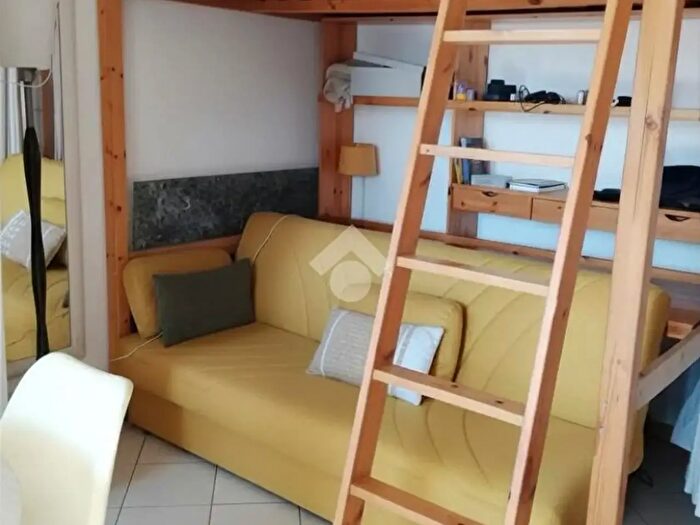 Appartamento monolocale in affitto in Via Frisi, Milano