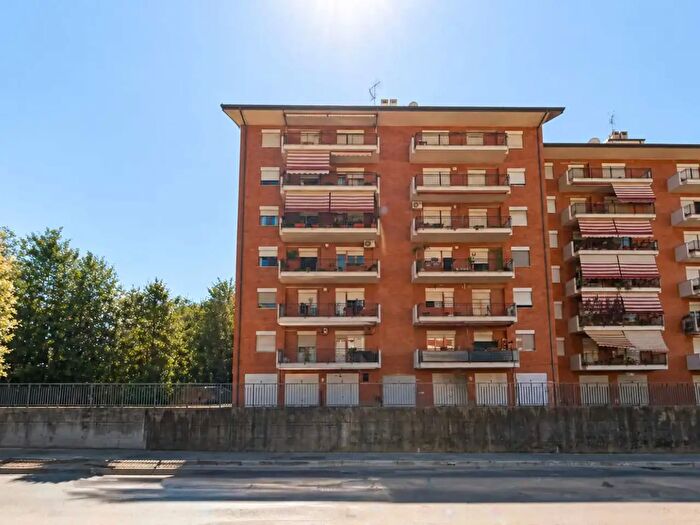 Appartamento con 7 locali in vendita in Corso Lazio, Frosinone