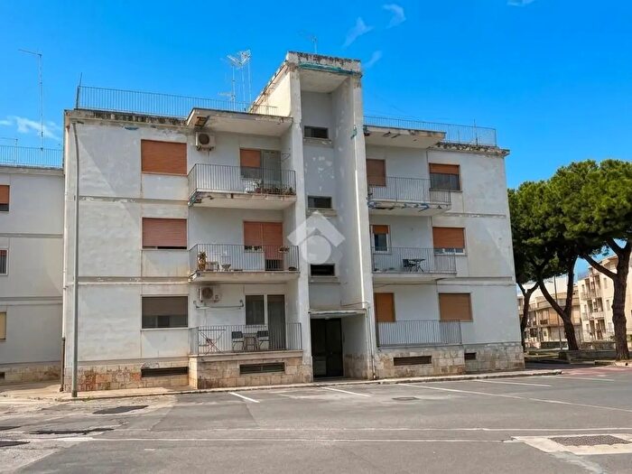Appartamento trilocale in vendita in Via Vittorio Lenoci, Polignano A Mare